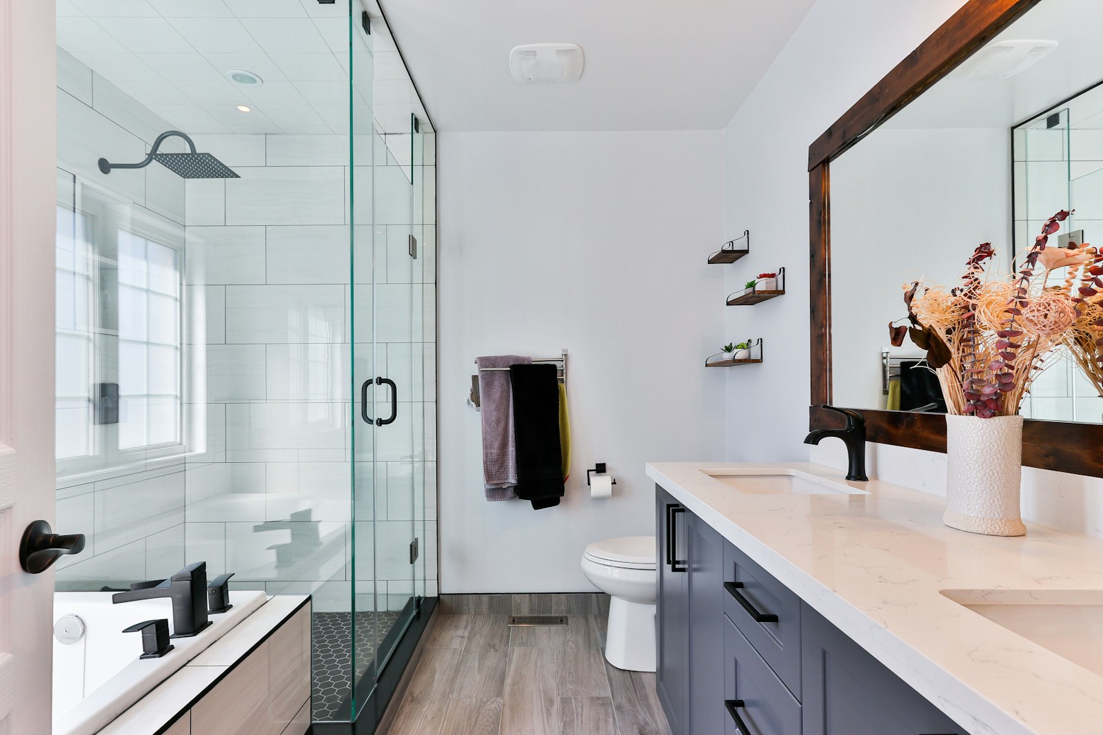 Updated, easy-maintenance bathroom.